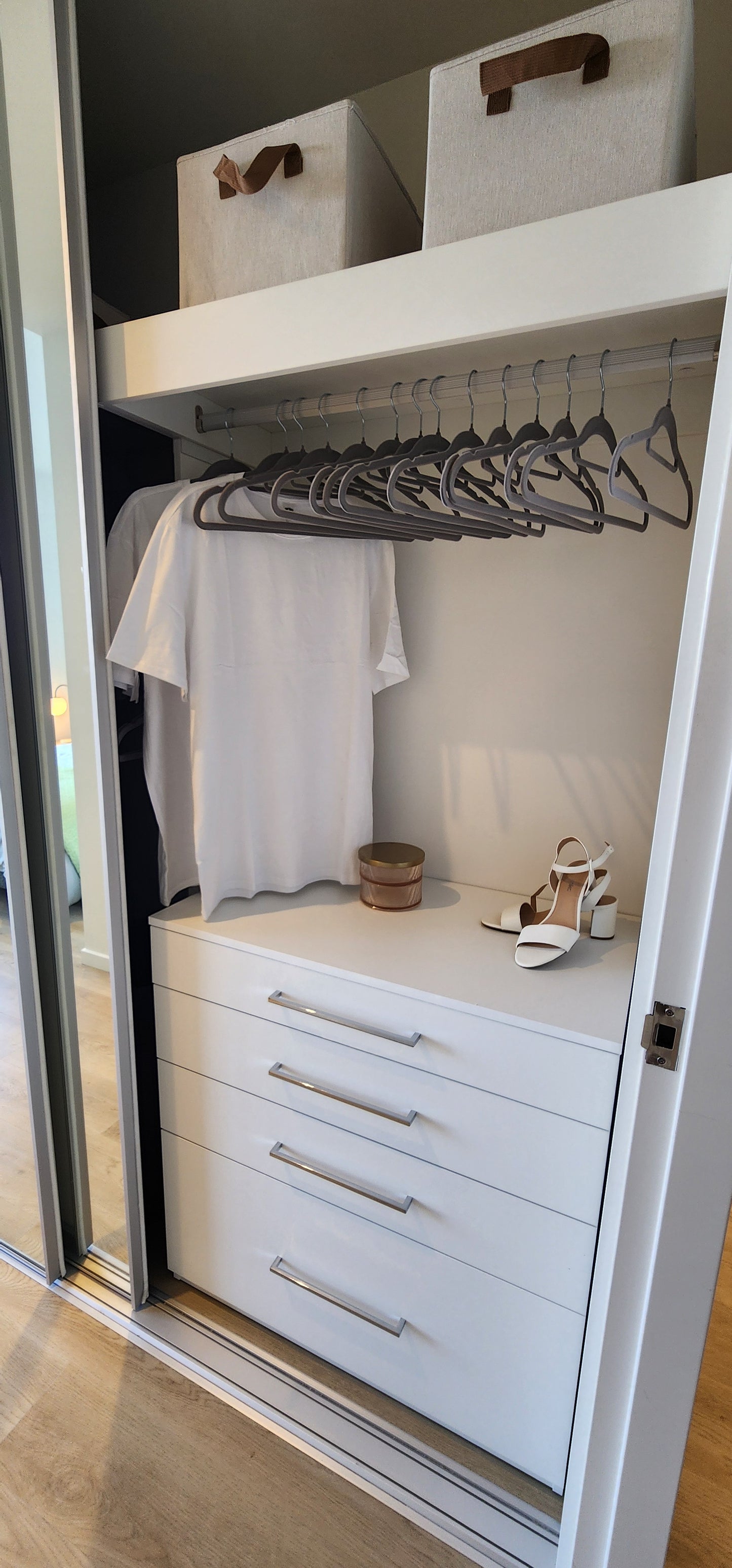 Wardrobe Insert Model 4D